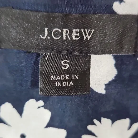 J. Crew Lightweight Top - Picture 8 of 11